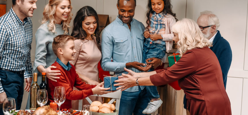 How to Talk Politics at the Family Christmas Gathering This Year